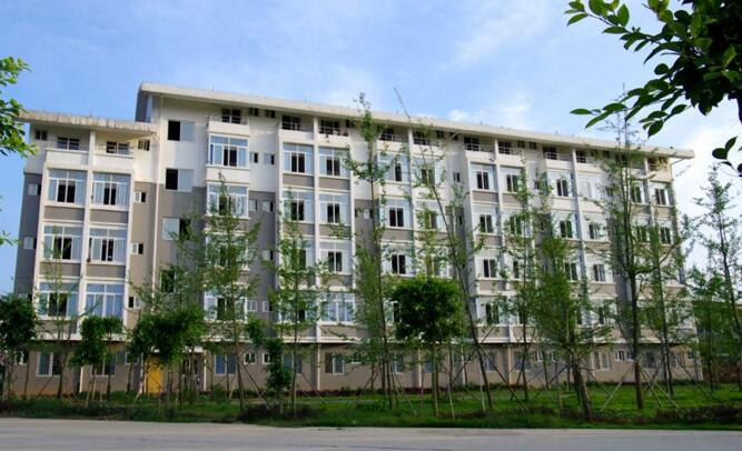 桂林理工大學(xué)博文管理學(xué)院是幾本怎么樣？公辦還是民辦？學(xué)費和環(huán)境如何？