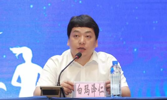 白瑪澤仁簡歷：河池市東蘭縣委副書記、縣長白瑪澤仁，曾任百色市團委書記、田東縣委副書記