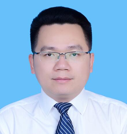 蒙啟鵬簡歷：百色市委副書記蒙啟鵬，曾任廣西團委書記、柳州市副市長、欽州副市長