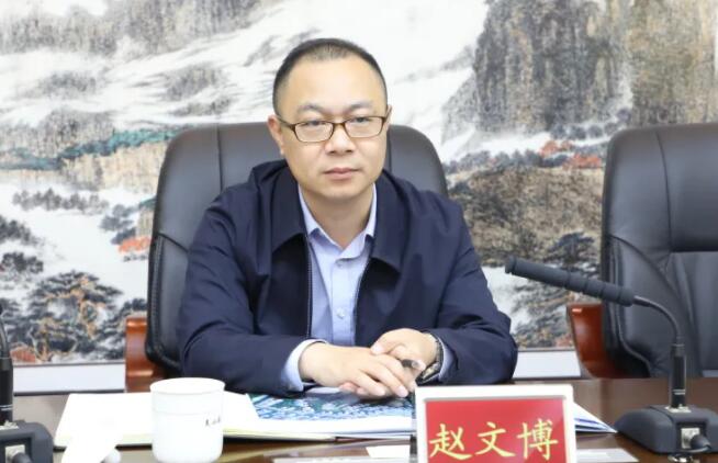 趙文博簡歷：欽州市靈山縣委書記趙文博，曾任欽州濱海新城投資集團董事長、靈山縣長