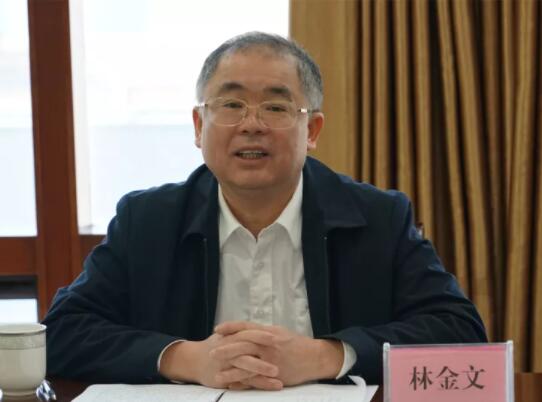林金文簡歷：廣西自治區(qū)人大法制委員會副主任委員林金文，曾任廣西高院副院長、司法廳廳長、商務(wù)廳副廳長