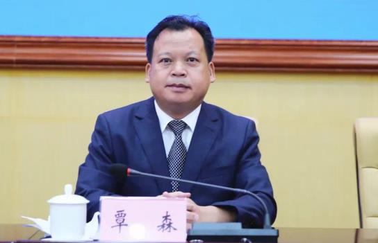 覃森簡歷：防城港市殘聯理事長覃森接受審查調查，曾任防城港市商務局局長，上思縣委副書記、縣長